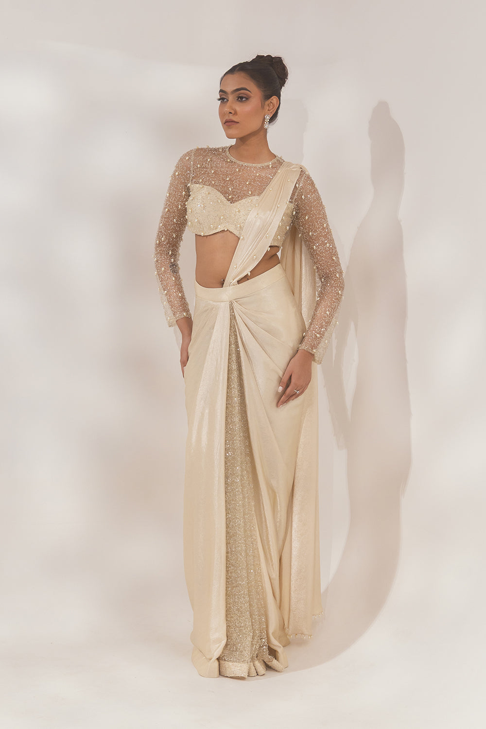 Full Sleeves Pearl Gold Heavy Plated Saree